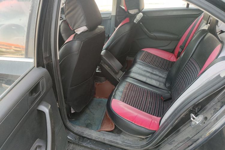 Used Volkswagen Santana 2015 1.4L Manual Fashion Edition Left Rear Seat