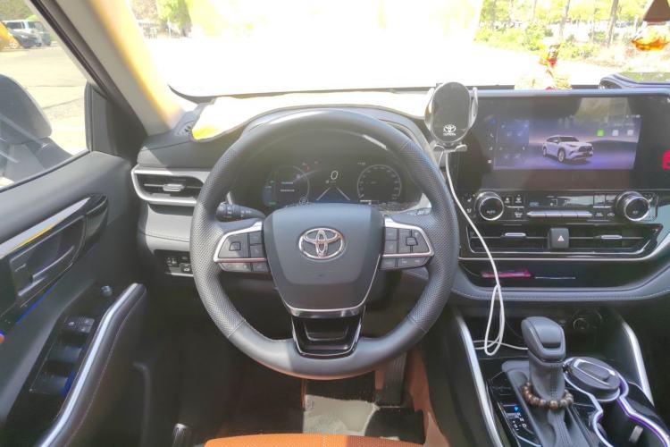 Used Toyota Highlander 2024 2.5L Smart Electric Hybrid Dual-Motor Two-Wheel-Drive Elite Edition 5 Seats