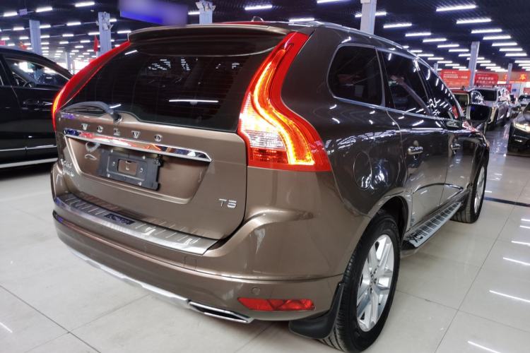 Used Volvo XC60 2017 T5 Smart Upgrade Edition
