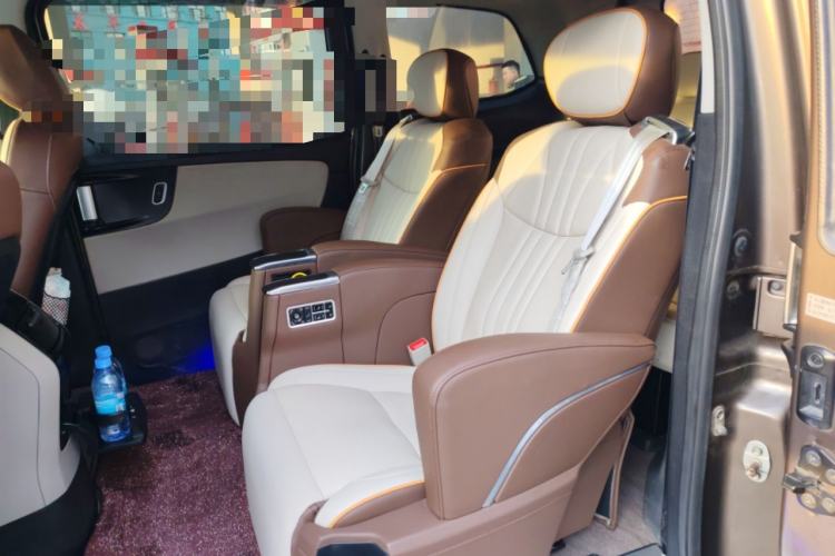 Used Huasong 7 2015 2.0T Automatic Comfort Model Left Rear Seat