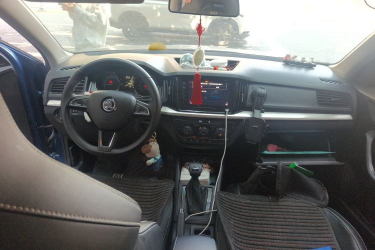 Used Skoda Kamiq 2020 GT 1.5L Automatic Comfort Edition China VI Standard Center Console