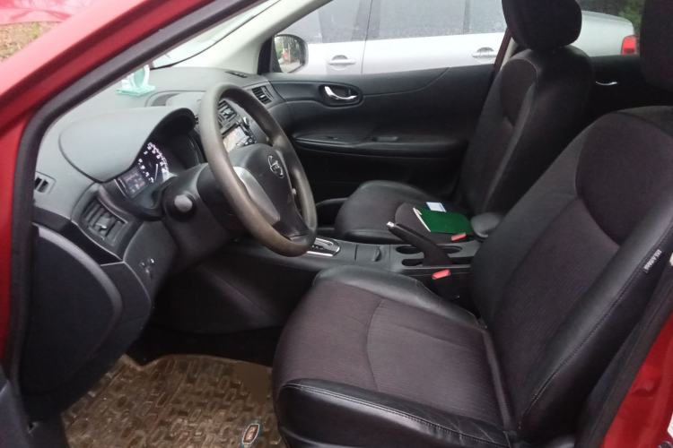 Used Nissan Tiida 2011 1.6L CVT Smart Version Left Front Seat