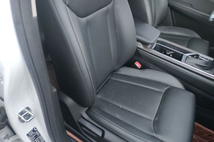 Used Wuling Jiachen 2022 1.5T CVT Smart Luxury Version
