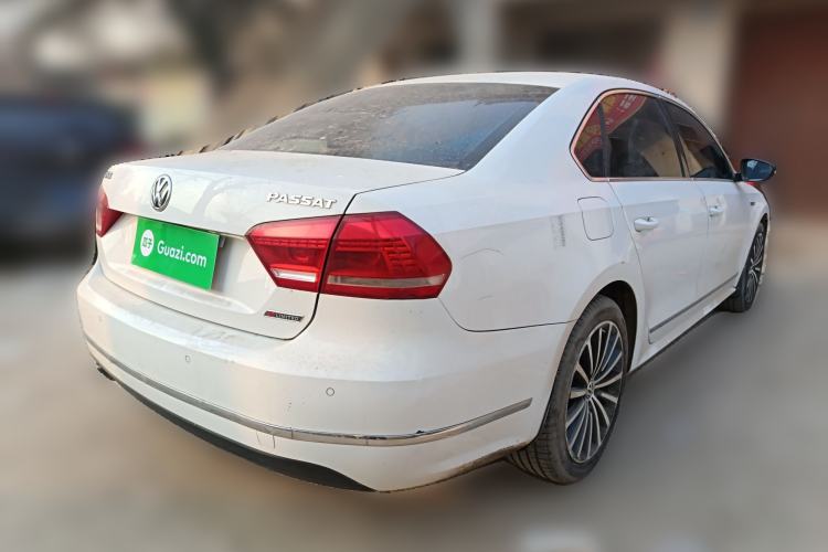 Used Volkswagen Passat 2014 1.8TSI DSG 30th Anniversary Edition
