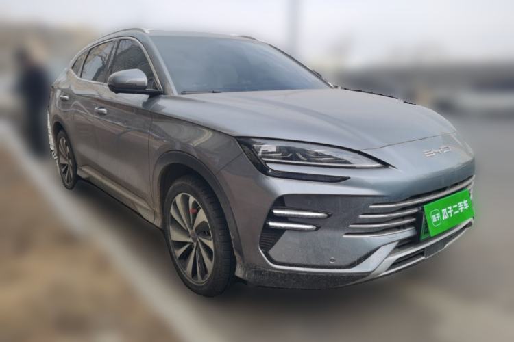 Used BYD Song PLUS New Energy 2024 HONOR Edition DM-i 110km Flagship Model Front Right 45 Deg