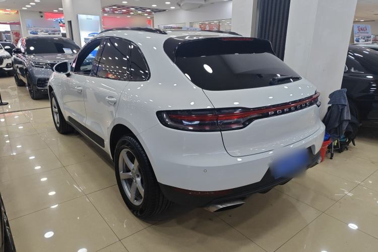 Used Porsche Macan 2018 Macan 2.0T Exterior 5