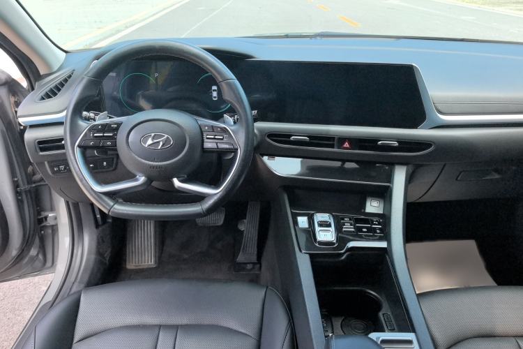 Used Hyundai Sonata 2020 270TGDi DCT GLS Elite Edition Steering Wheel