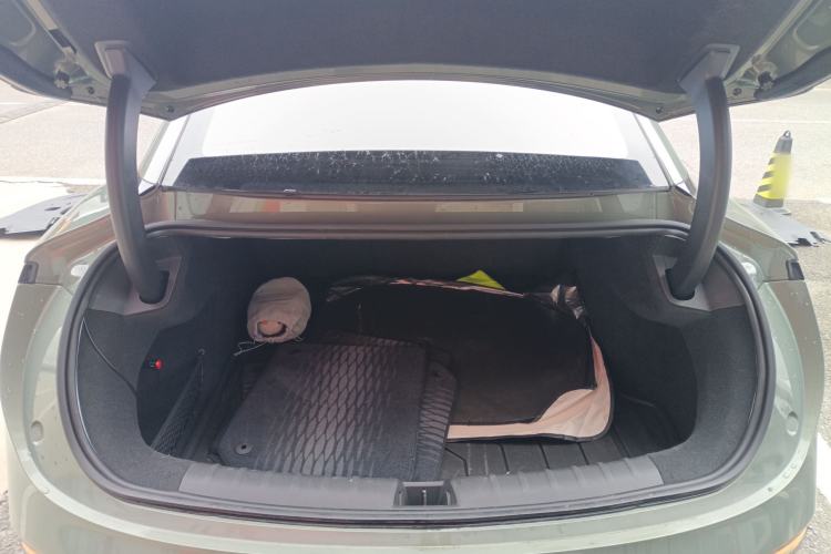 Used Zeekr 007 2025 Four-Wheel Drive Intelligent Driving Version 75 kWh
