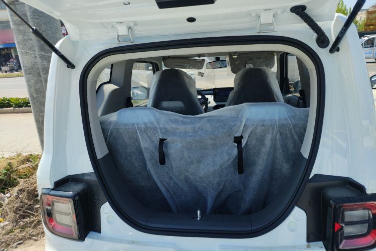 Used Geely Galaxy Panda 2024 Panda Mini 200km Endurance Bear
