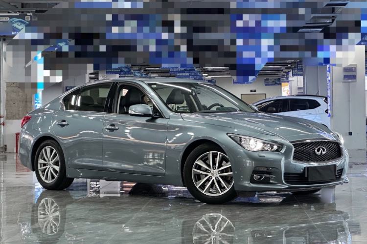 Used Infiniti Q50 2014 3.7L Luxury Edition