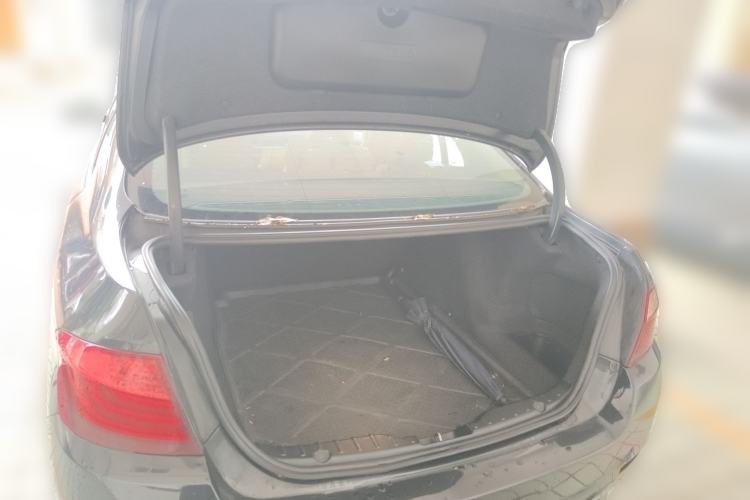 Used BMW 5 Series 2011 520Li Elegant Model Trunk