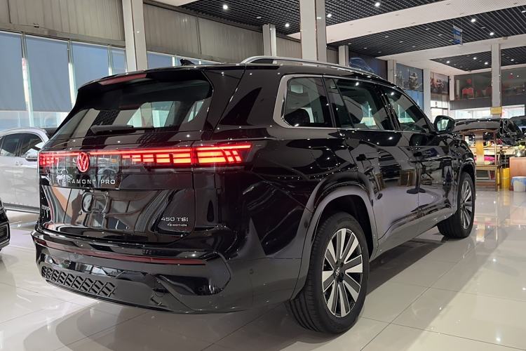 Used Volkswagen Teramont 2025 Tiguan Pro 450TSI 4Motion Crosswind Edition
