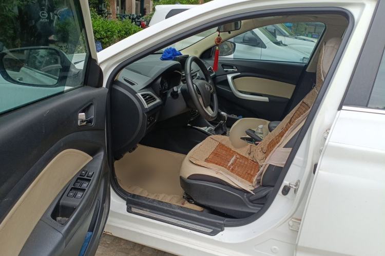 Used CHANGAN Alsvin V7 2015 1.6L Manual Enjoyment Model China IV Standard