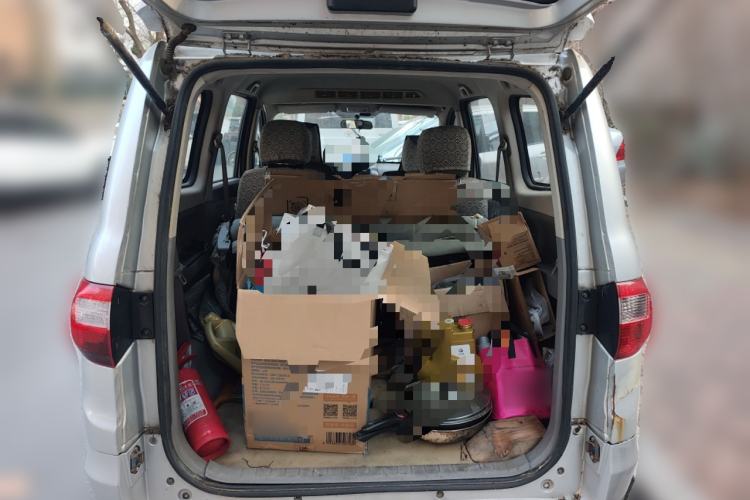 Used BAIC Weiwang M20 2014 1.5L practical type BJ415A Trunk