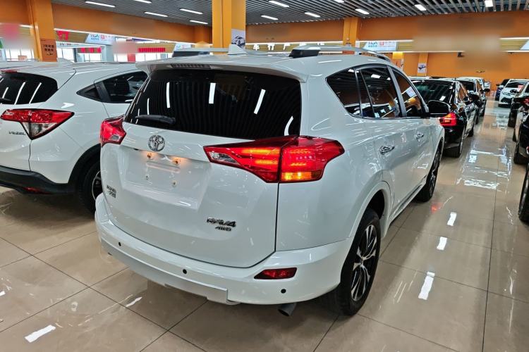 Used Toyota RAV4 2015 2.5L Automatic 4x4 Elite Edition