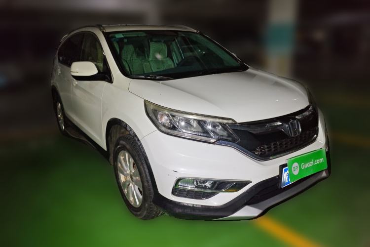 Used Honda CR-V 2015 2.0L two-wheel drive Fashion Edition Front Right 45 Deg