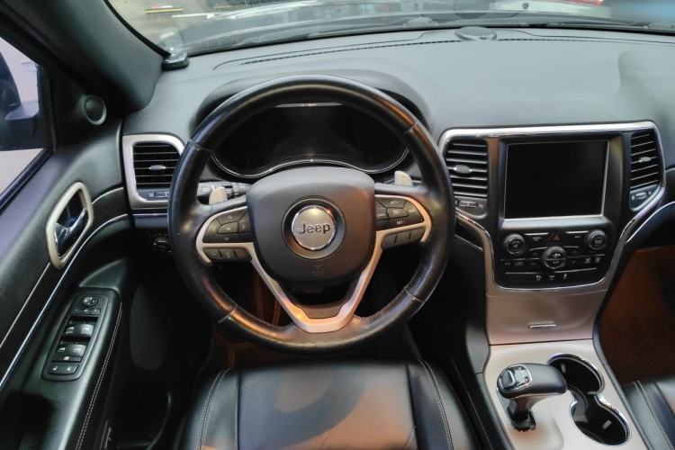 Used Jeep Grand Cherokee 2014 3.0L Comfort Navigation Edition
