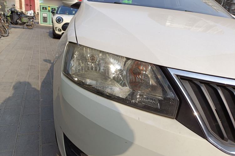 Used Skoda Rapid Spaceback 2014 1.4TSI DSG Enjoyment Edition