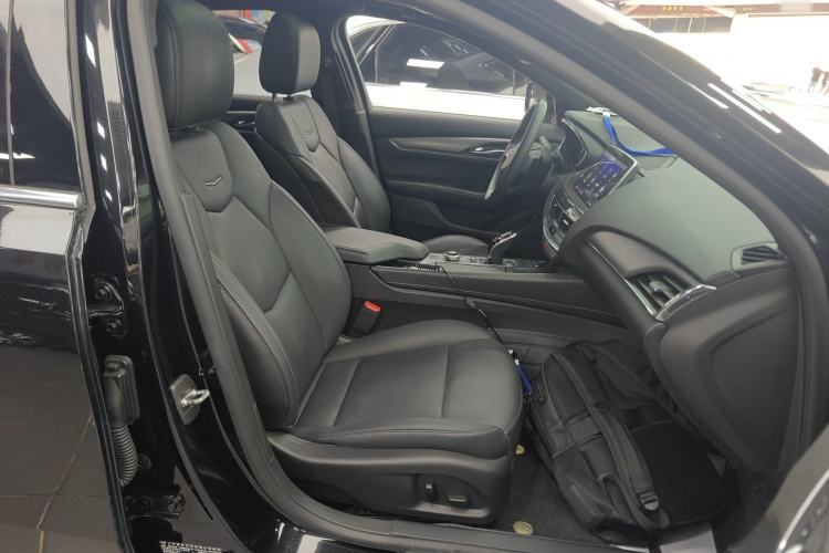 Used Cadillac CT5 2022 28T Luxury Version (Standard Edition) Right Front Seat