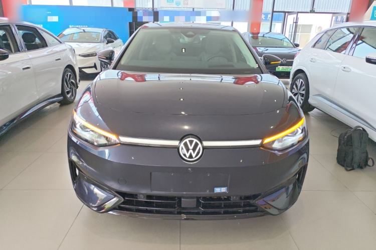 Used Volkswagen ID.7 VIZZION 2024 AIR model Front