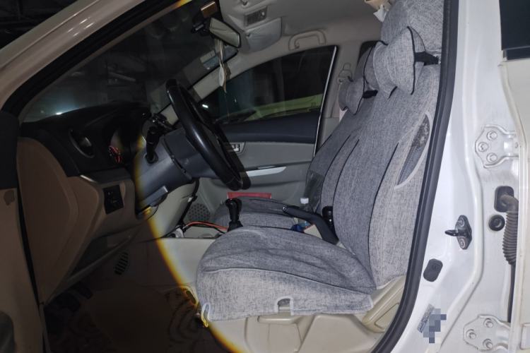 Used CHANGAN Alsvin V5 2012 1.5L Manual Dream Edition
