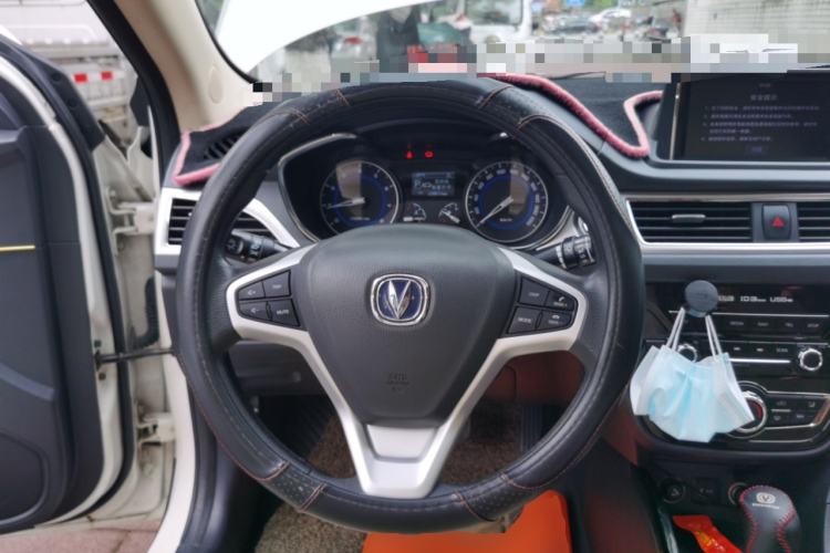 Used CHANGAN Alsvin V7 2015 1.6L Automatic Enjoyment Model China IV Standard
