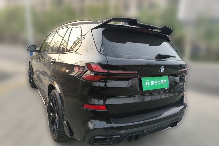 Used BMW X5 2023 xDrive 30Li Luxury M Sport Night Edition Package Rear Left 45 Deg