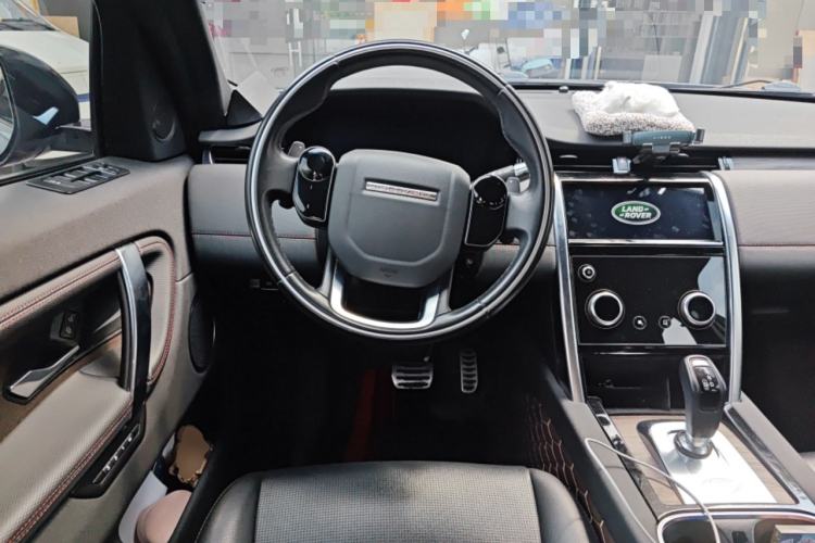 Used Land Rover Discovery Sport 2020 249 PS R-Dynamic Performance Tech Edition 5 Seats Steering Wheel