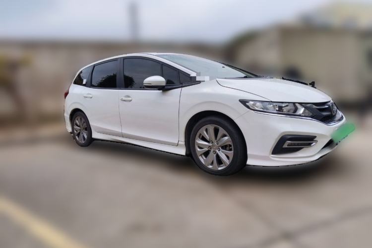 Used Honda Jade 2017 1.8L automatic Comfort version 5 seats
