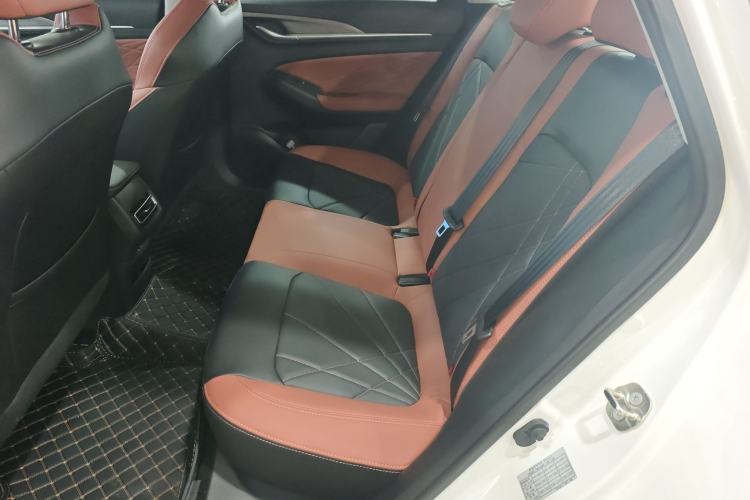 Used CHANGAN Eado 2023 Changan Edition PLUS Blue Whale NE 1.4T GDI DCT Prestige Version Left Rear Seat