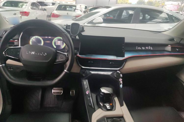 Used Lynk & Co 06 2021 1.5T Shero Pink Special Edition
