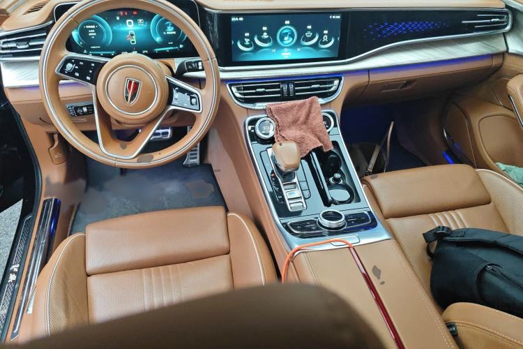 Used Hongqi H9 2020 2.0T Smart Connect Flagship Edition Interior 2