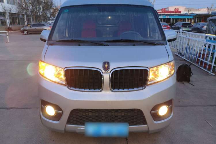 Used Jinbei Hiace X30 2020 1.5L Van Super-Enjoyment Model China VI Standard SWC15M
