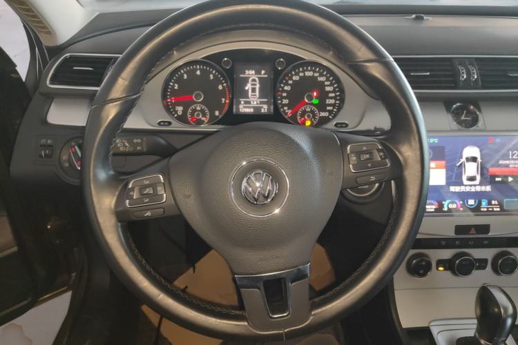 Used Volkswagen Magotan 2015 1.8TSI Advanced Model