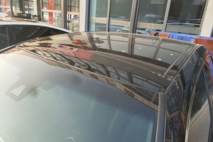 Used Toyota Avalon 2019 Dual-Engine 2.5L XLE Prestige Version China VI Standard
