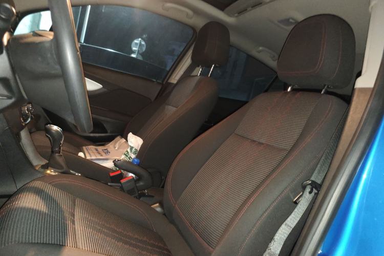 Used Buick Encore 2015 1.4T Automatic Two-Wheel Drive Urban Elite Version