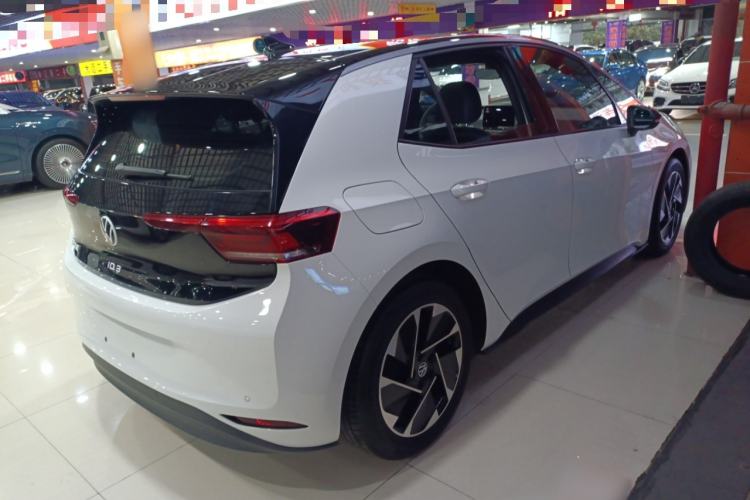 Used Volkswagen ID.3 2024 Outstanding Edition
