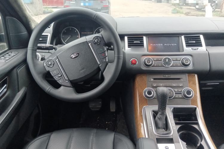 Used Land Rover Range Sport 2011 3.0 TDV6 Diesel Version Steering Wheel