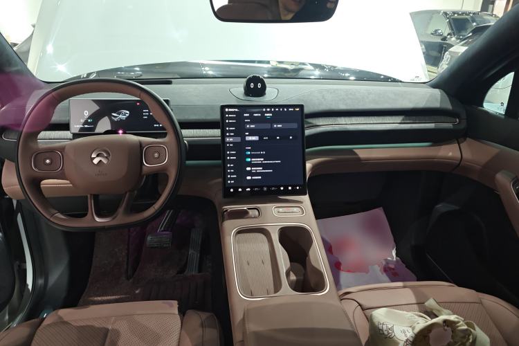 Used Nio EC6 2023 75 kWh
