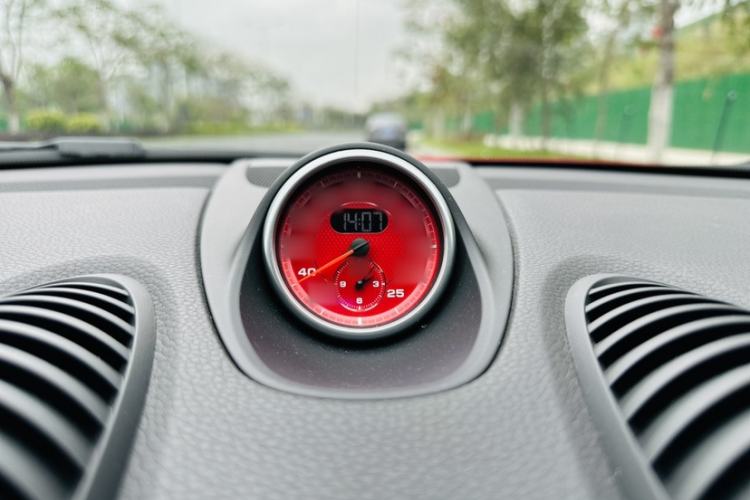 Used Porsche 718 2018 Cayman 2.0T
