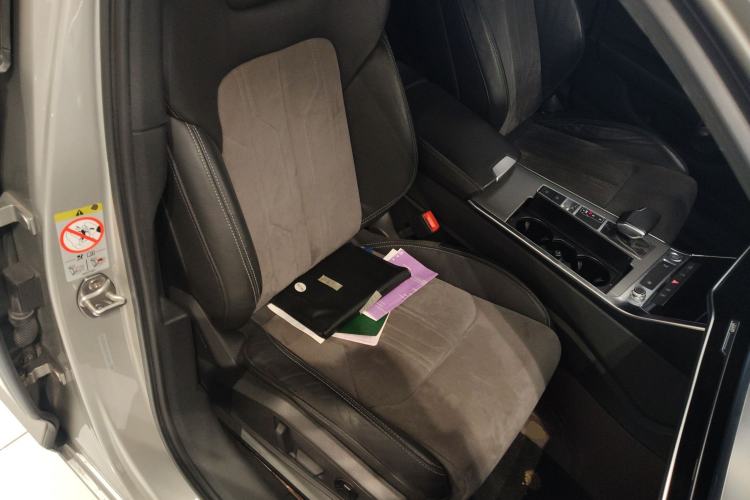 Used Audi A6L 2019 45 TFSI Prestige Dynamic Edition Right Front Seat