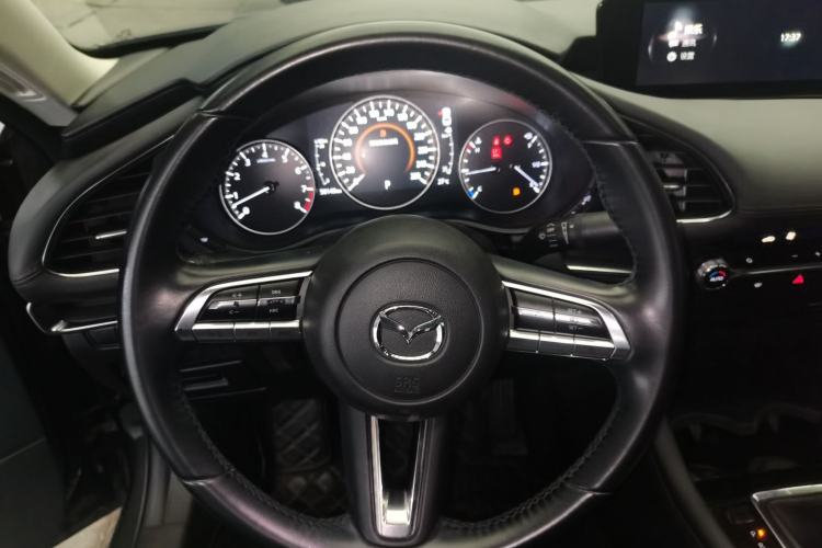 Used Mazda 3 Axela 2020 2.0L Automatic Zhiya Edition Steering Wheel