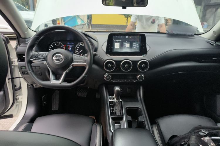 Used Nissan Sylphy 2022 1.6L XL CVT Enjoyment Edition Center Console