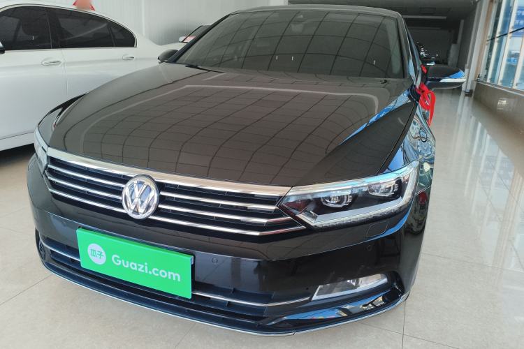 Used Volkswagen Magotan 2017 330TSI DSG Luxury Model