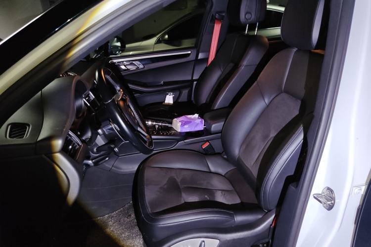 Used Porsche Macan 2017 Macan S 3.0T Left Front Seat