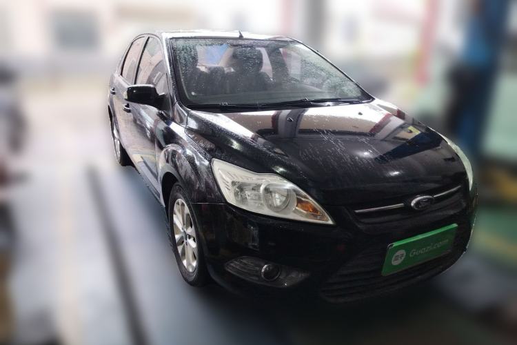 Used Ford Focus 2013 Sedan Classic 1.8L Manual Base Model
