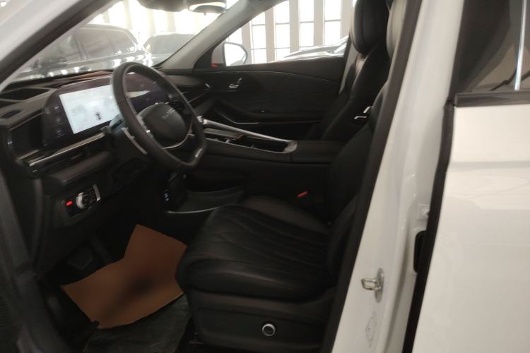 Used EXEED Stellar 2023 400T Two-Wheel Drive Comfort Edition