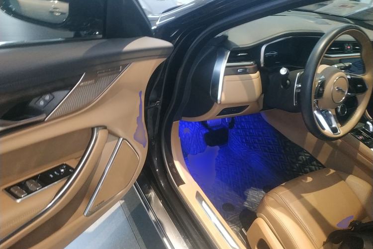 Used Jaguar XFL 2023 XFL 2.0T P250 Two-Wheel-Drive Luxury Deluxe Edition Driver Seat