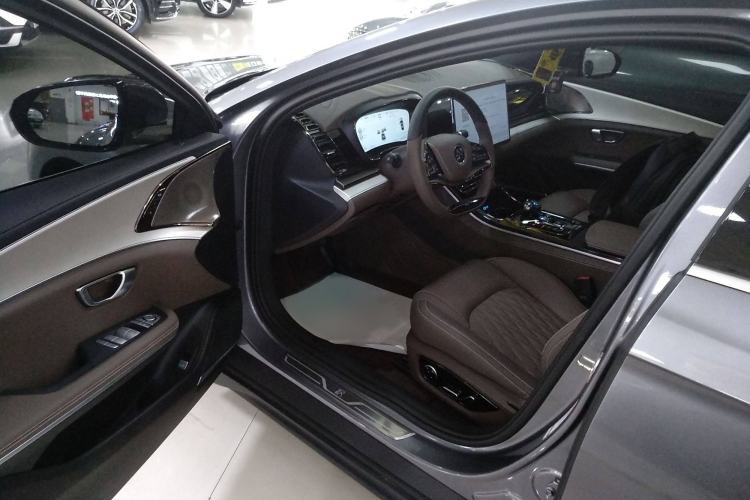 Used BYD Han 2025 EV 506KM Prestige Edition
