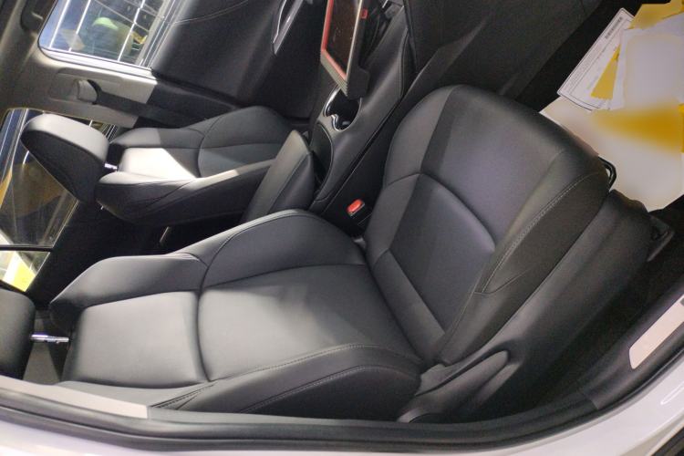 Used Toyota Venza 2023 2.0L CVT Two-Wheel Drive Luxury Edition